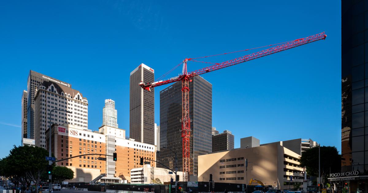 希少建築本] The City as a Project Amazon.com: The City As A